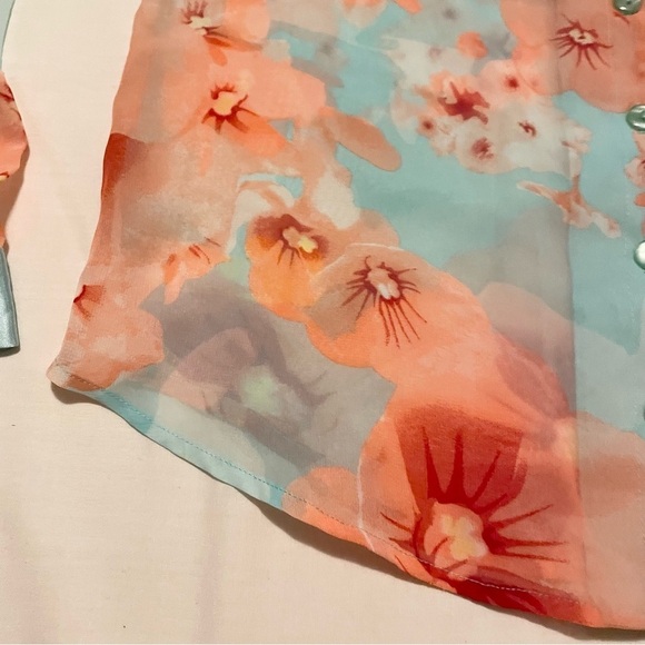 La Vie En Rose Floral Satin Button-Up Blouse Size XS - Picture 7 of 16